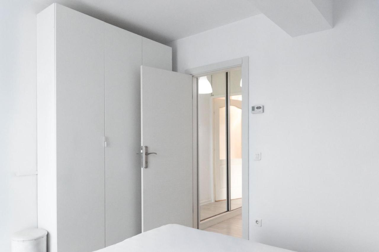 Airport Residence - Apartment Across From Otopeni Airport Zewnętrze zdjęcie
